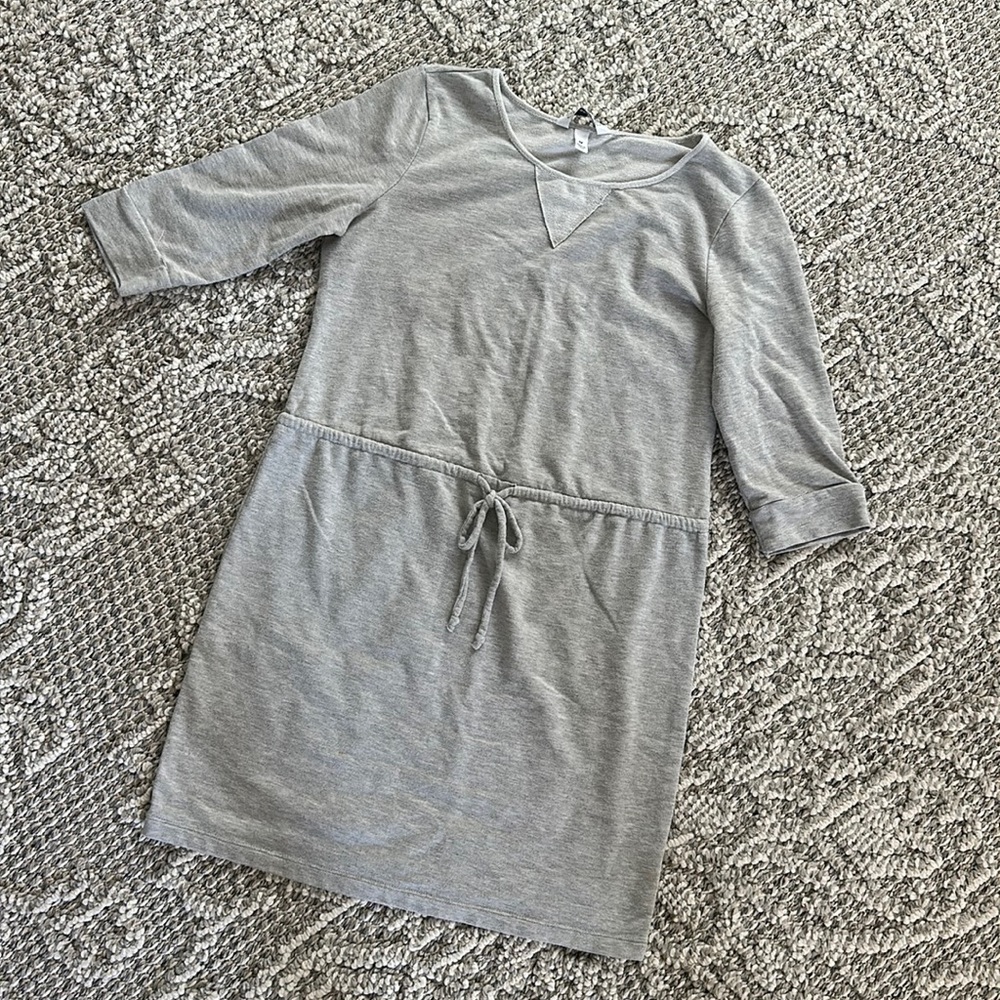 Dress medium.